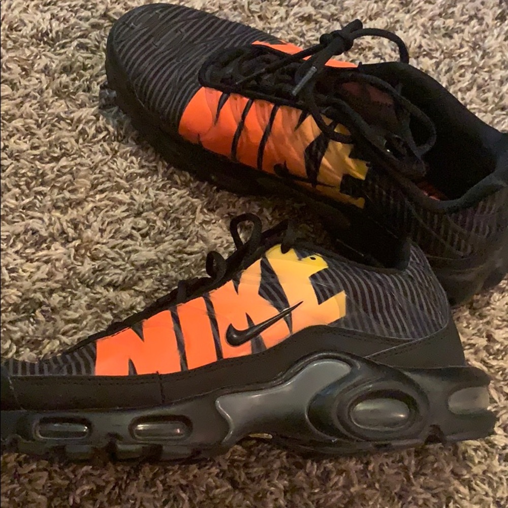 Nike